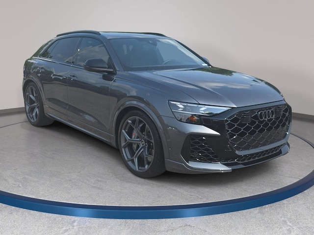 2025 Audi RS Q8 SUV performance
