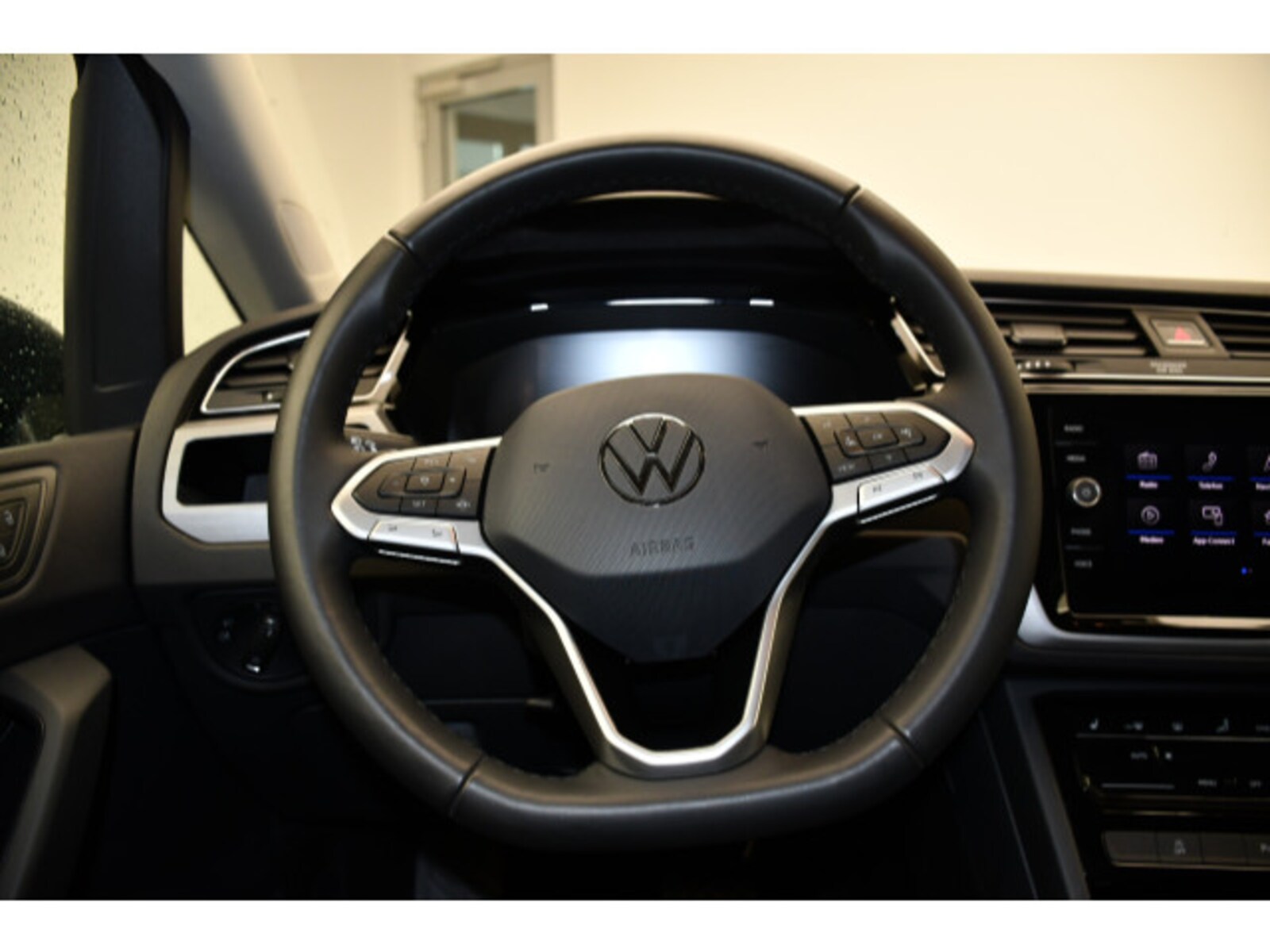 Volkswagen Touran – Bild 5