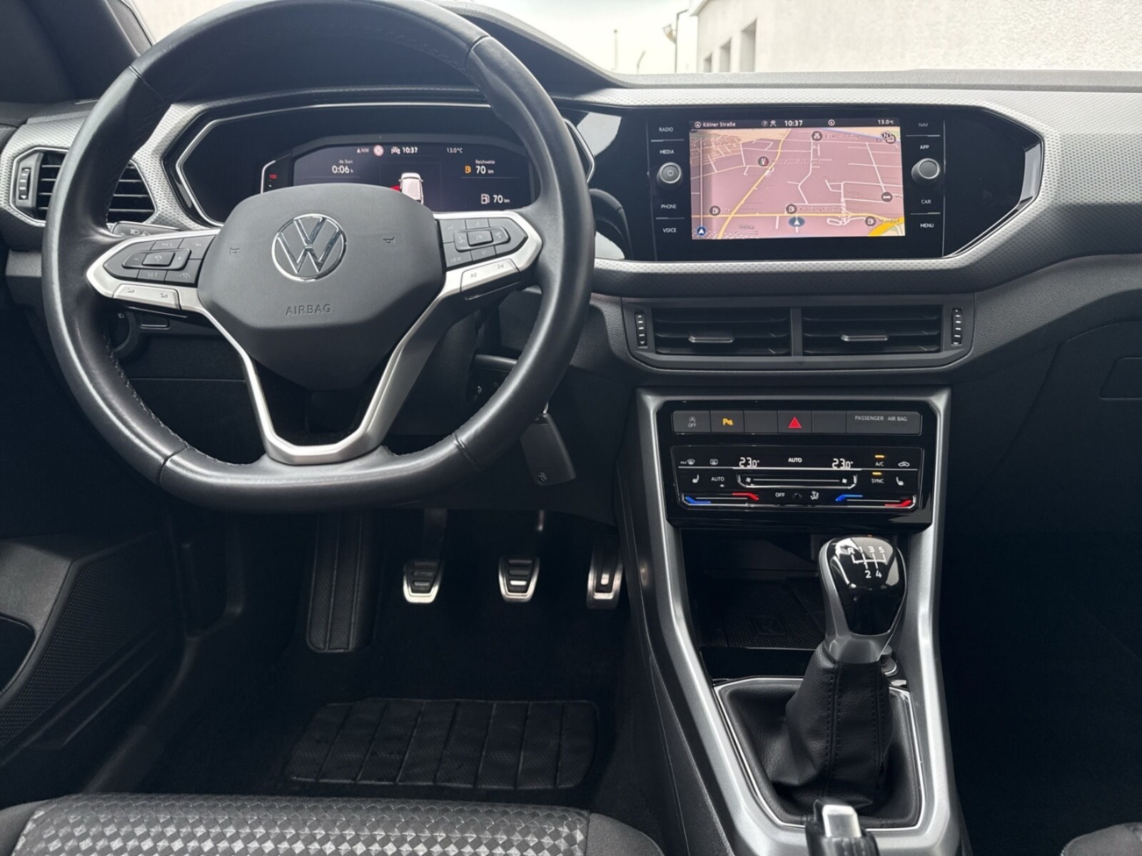 Volkswagen T-Cross – Bild 11