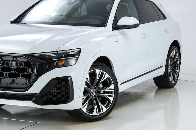 2026 Audi Q8