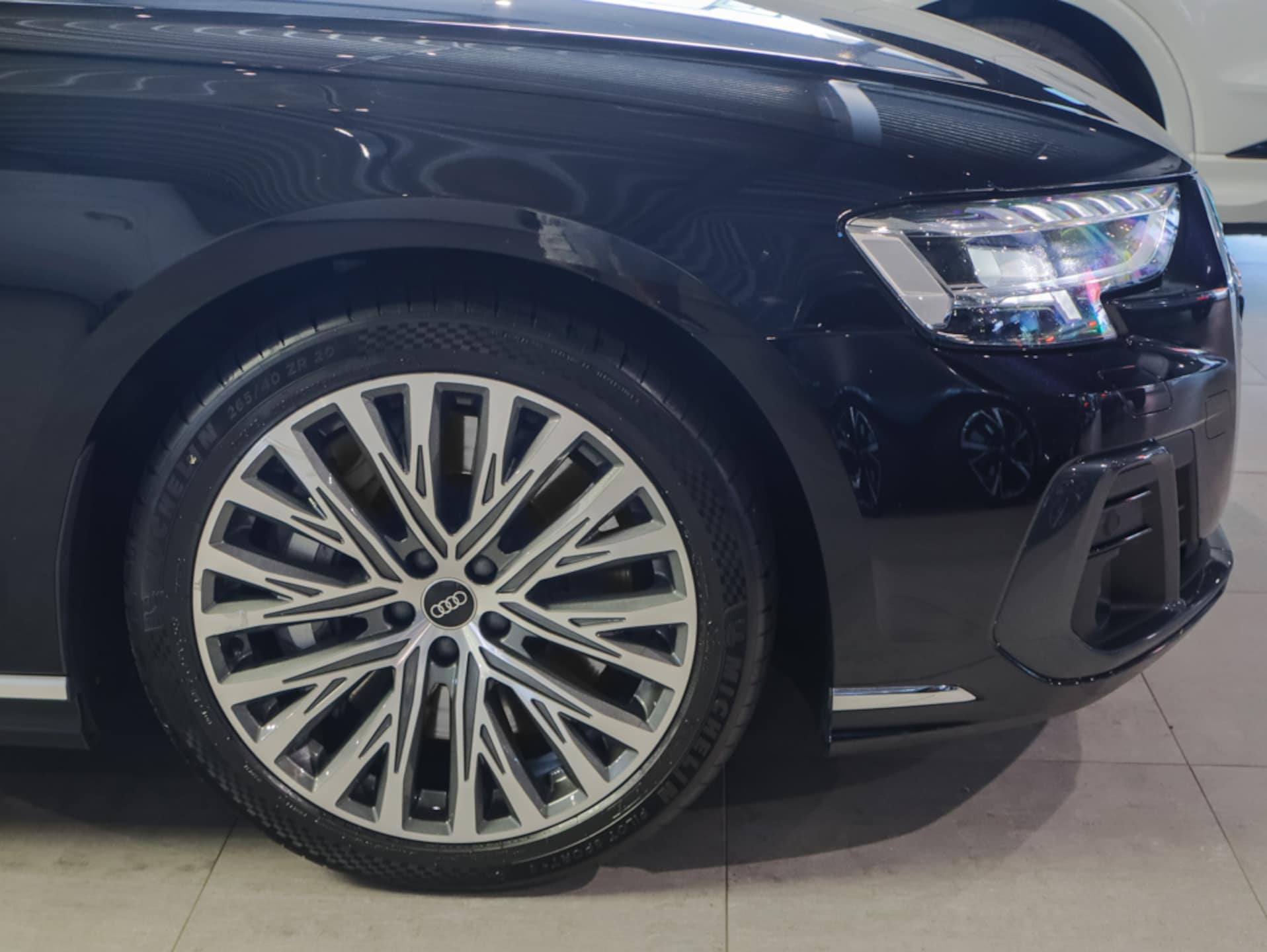 Audi A8 TFSI e