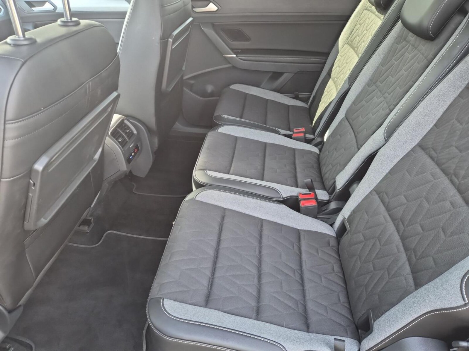 Volkswagen Touran – Bild 14