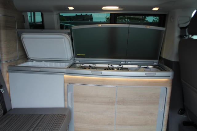 Volkswagen T6.1 California