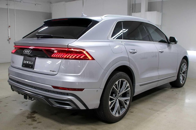 2021 Audi Q8