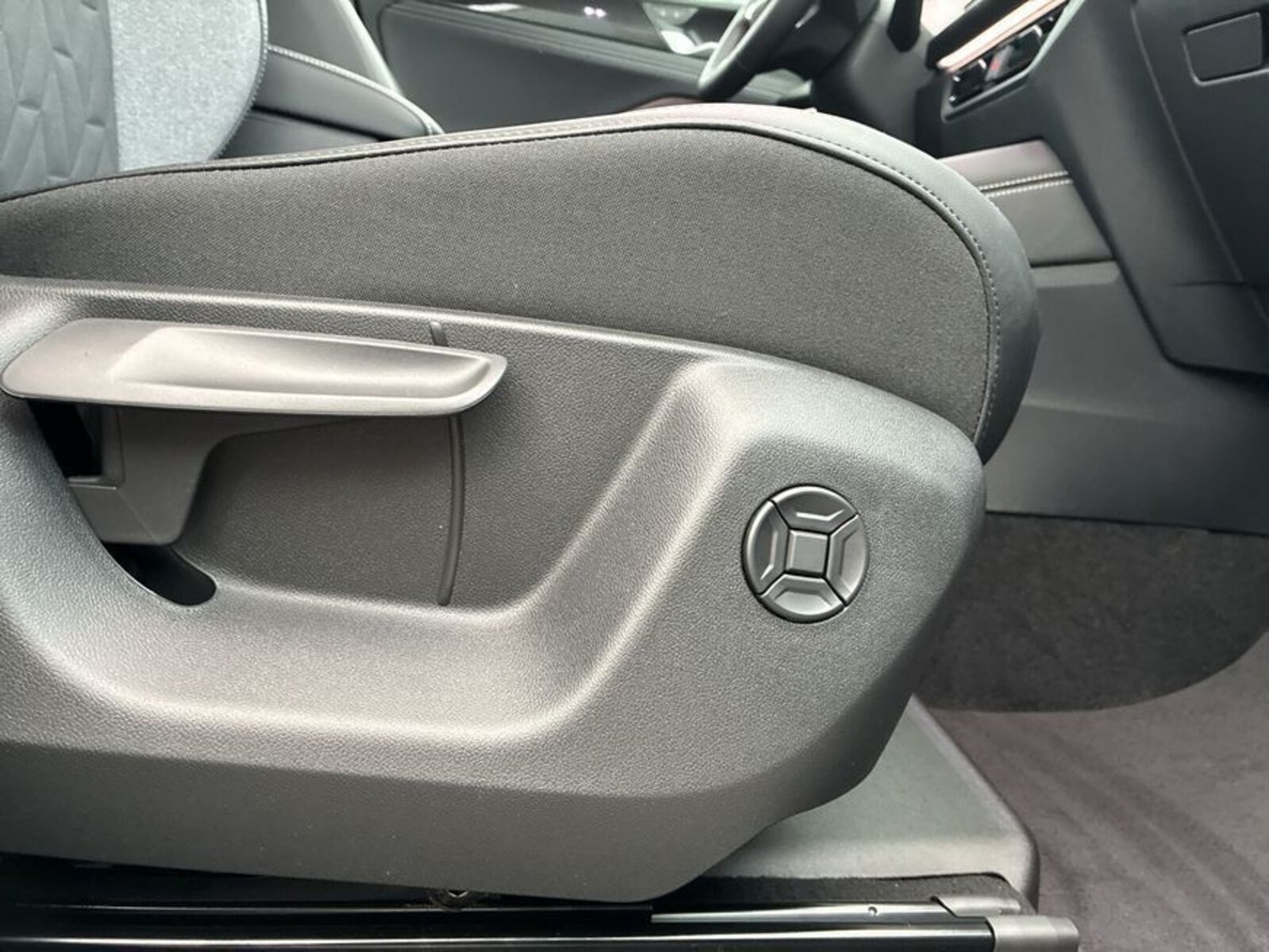 Volkswagen Tiguan – Bild 16