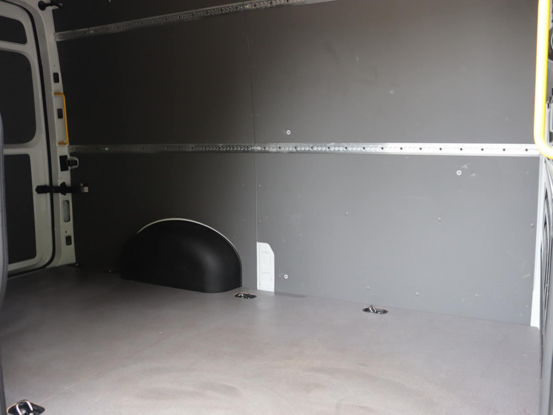 Volkswagen Crafter Kasten mittlerer Radstand