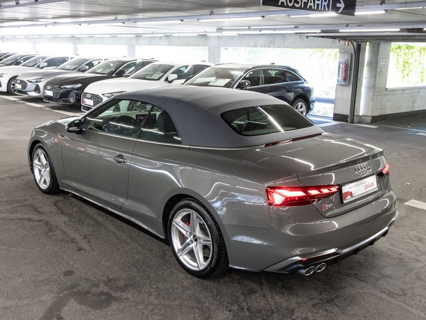Bild über Audi S5 Cabriolet TFSI quattro tiptronic - für weitere Informationen kontaktieren Sie den Audi Partner