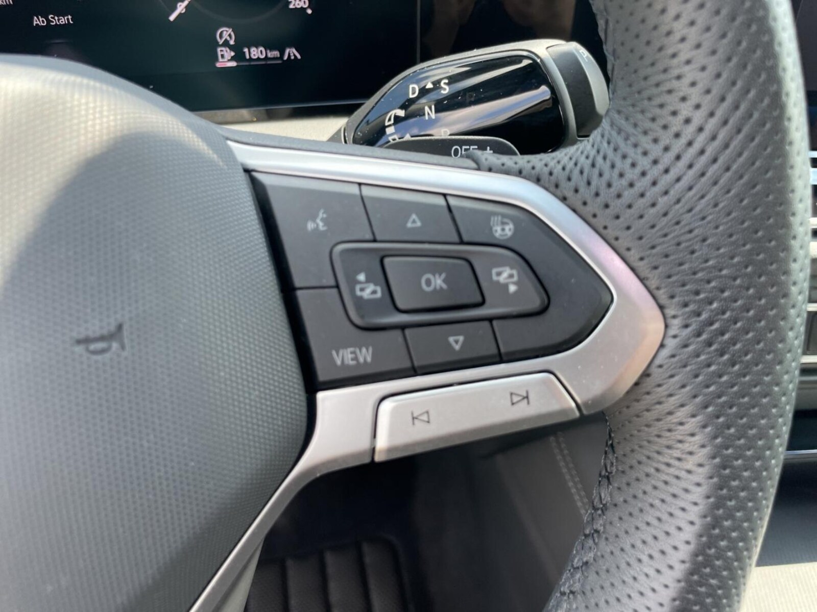 Volkswagen Tiguan – Bild 18