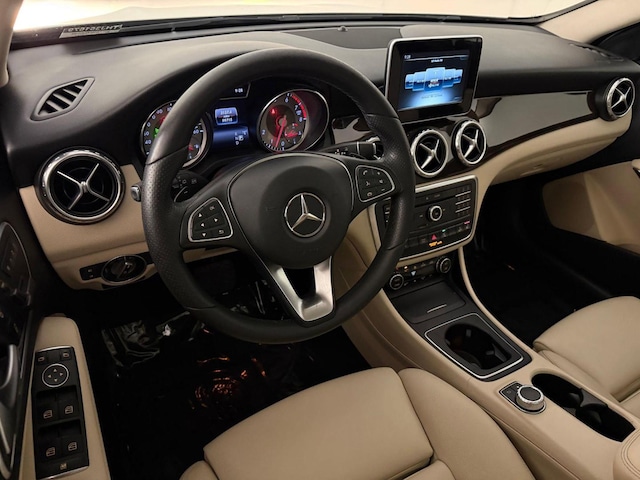 2017 Mercedes-Benz GLA 250