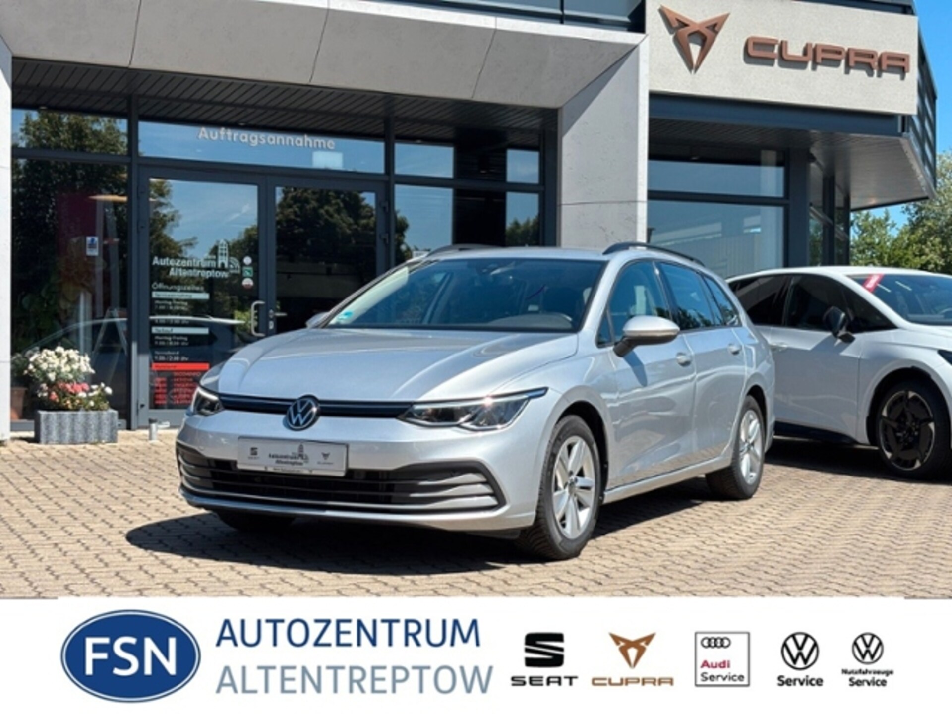 Volkswagen Golf Variant Life