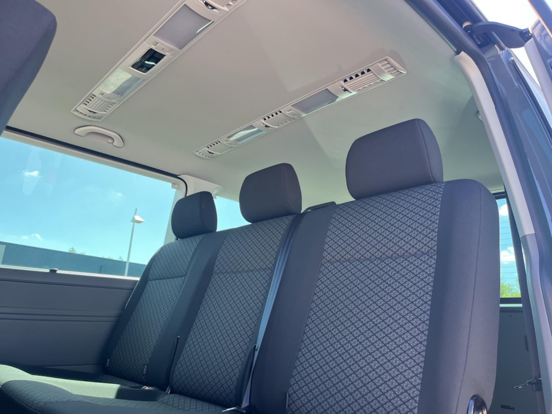 Volkswagen T6.1 Caravelle kurzer Radstand Trendline