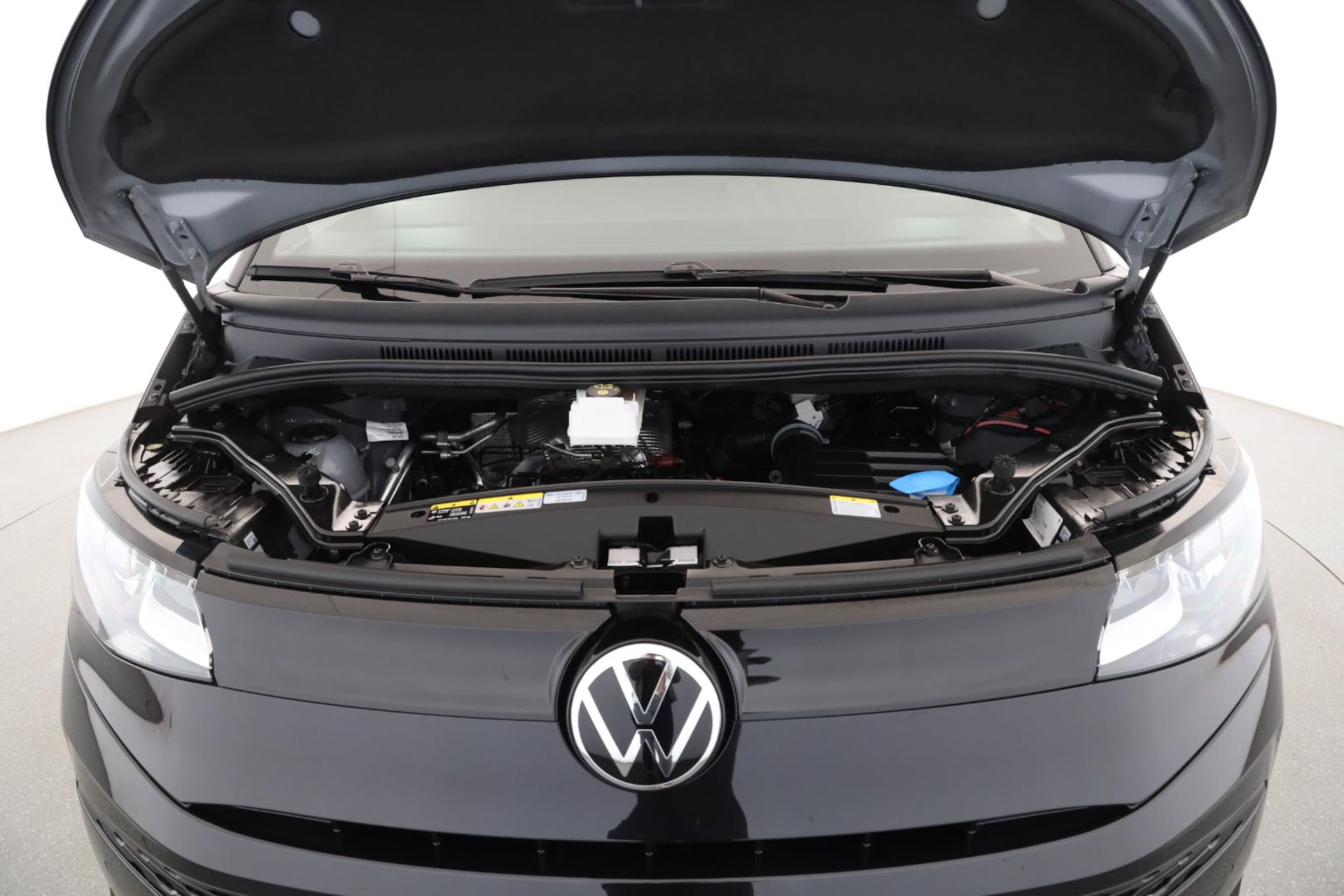 Volkswagen Multivan Langversion Basis-Modell