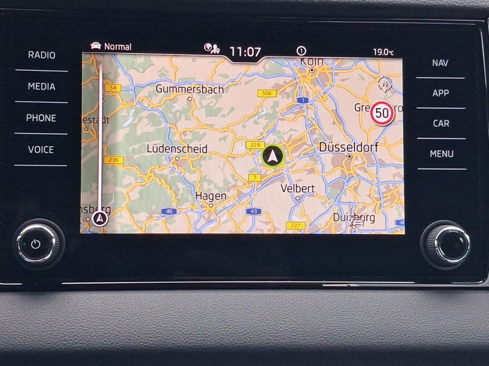 Škoda Karoq – Bild 13