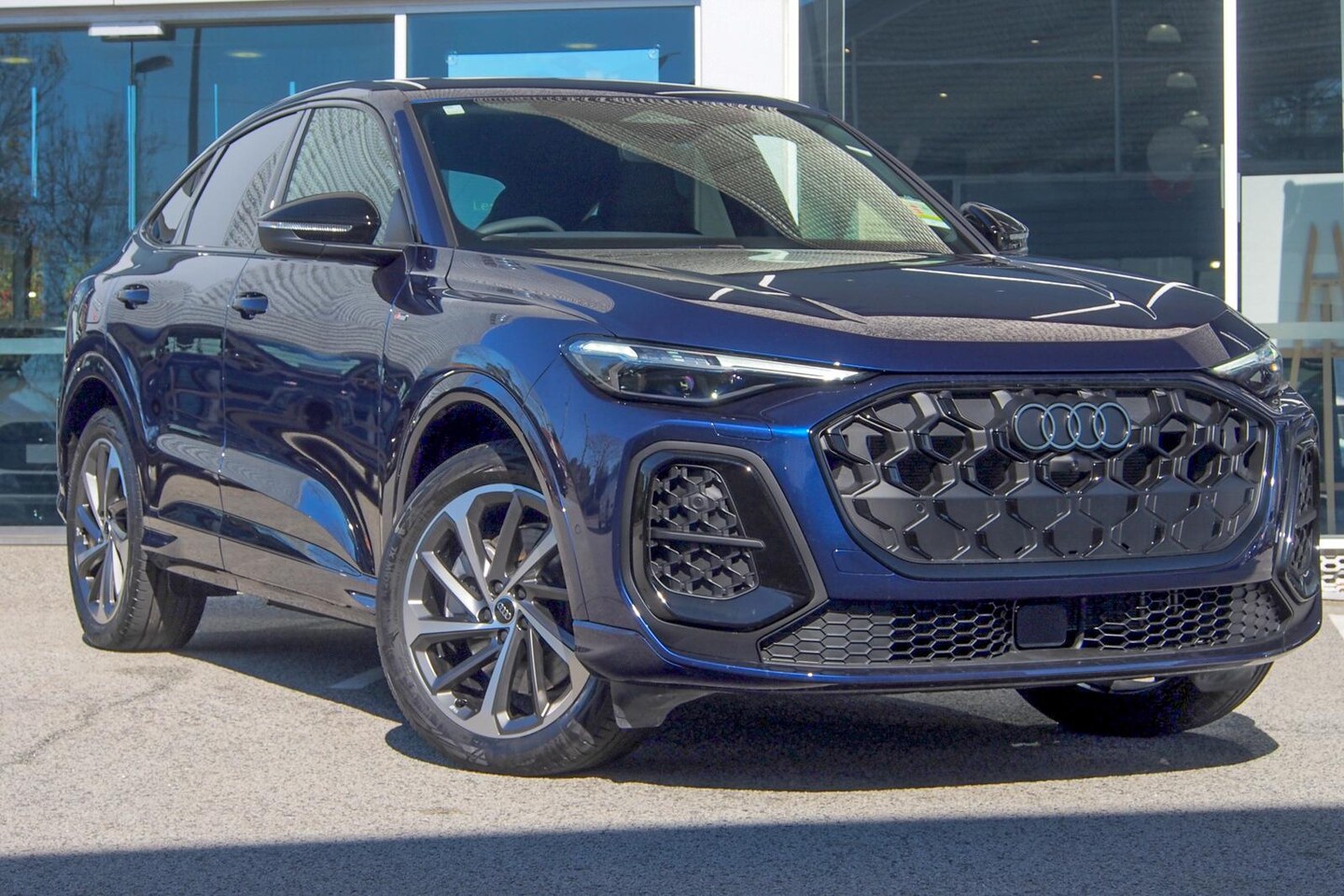 Image about Audi Q5 Sportback TDI quattro 150 kW sport