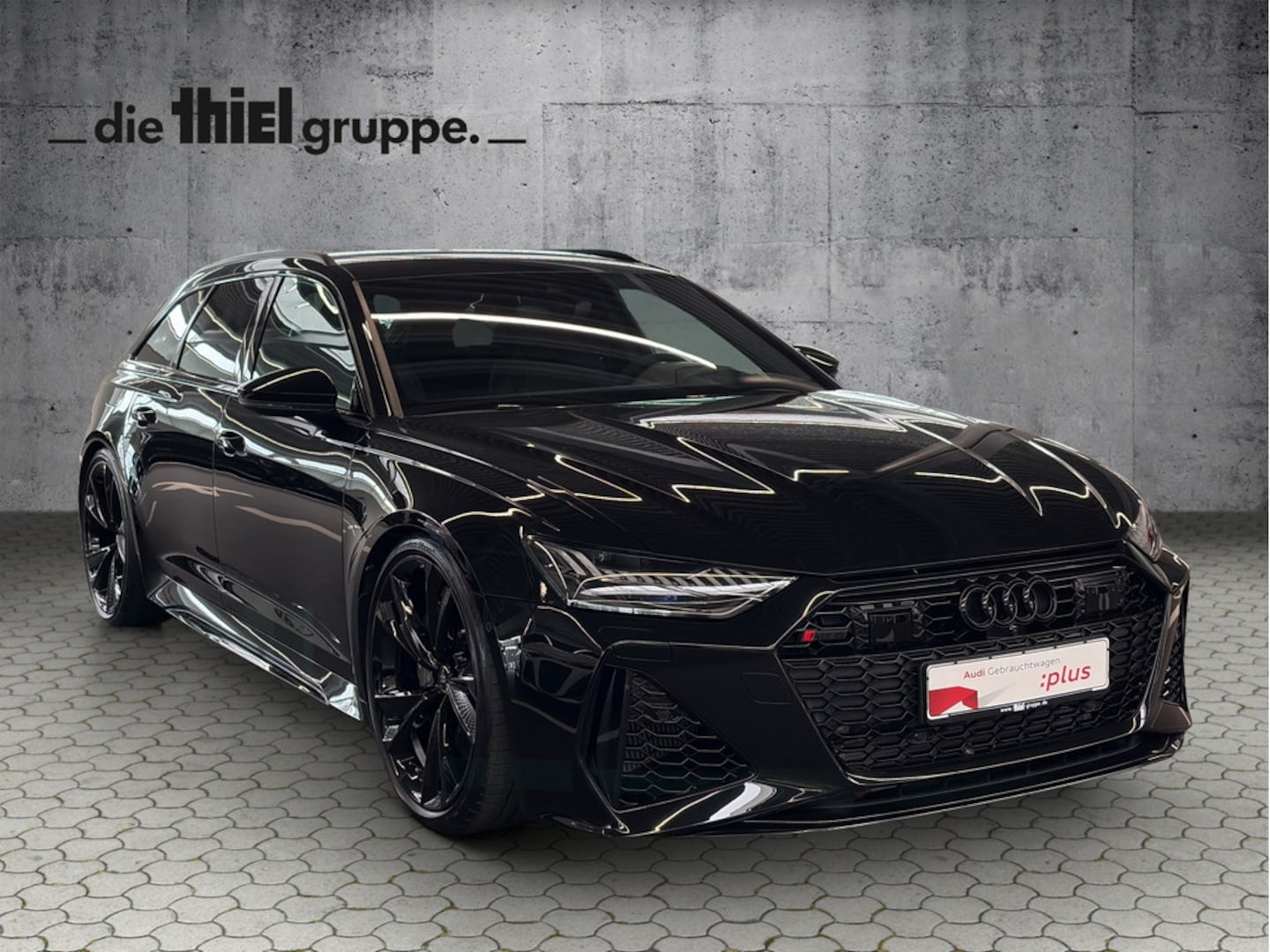 Bild über Audi RS 6 Avant performance quattro tiptronic - für weitere Informationen kontaktieren Sie den Audi Partner