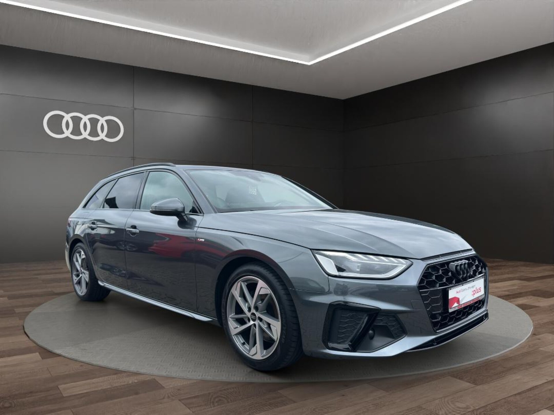 Audi A4 Avant S line