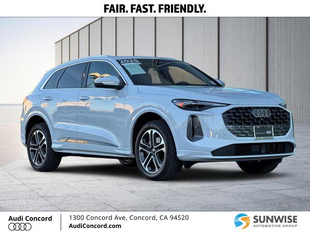 2025 Audi Q5 40 Premium's photo