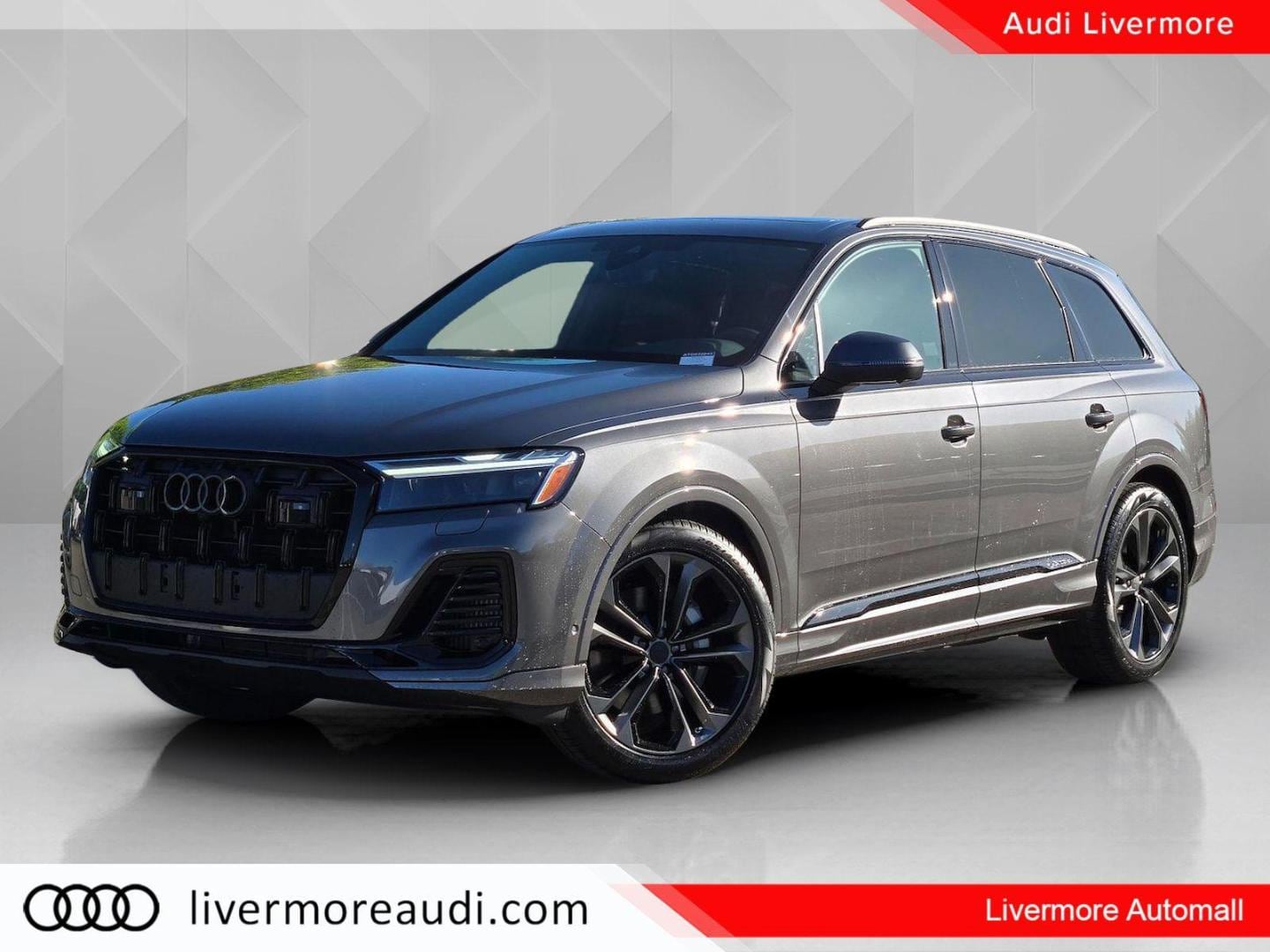 2026 Audi Q7 55 Premium Plus quattro Tiptronic's photo