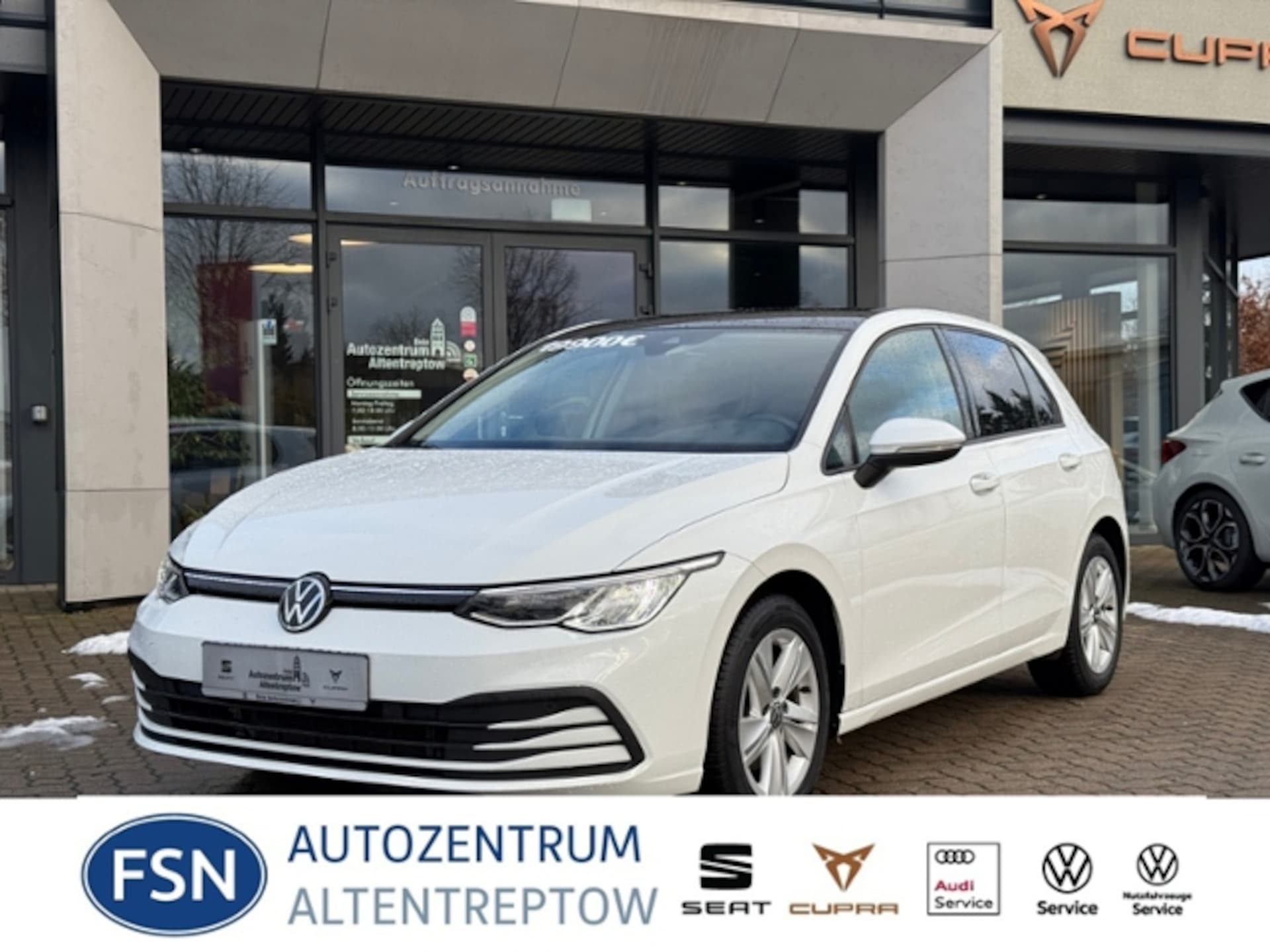 Volkswagen Golf Life