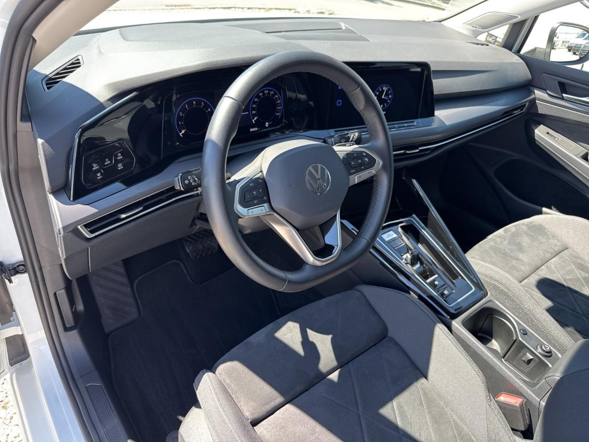 Volkswagen Golf Style