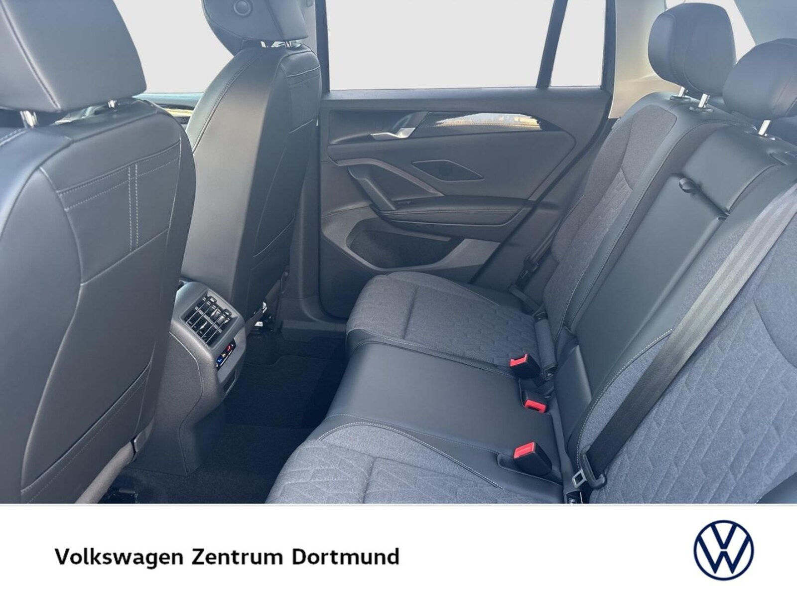 Volkswagen Tiguan – Bild 9