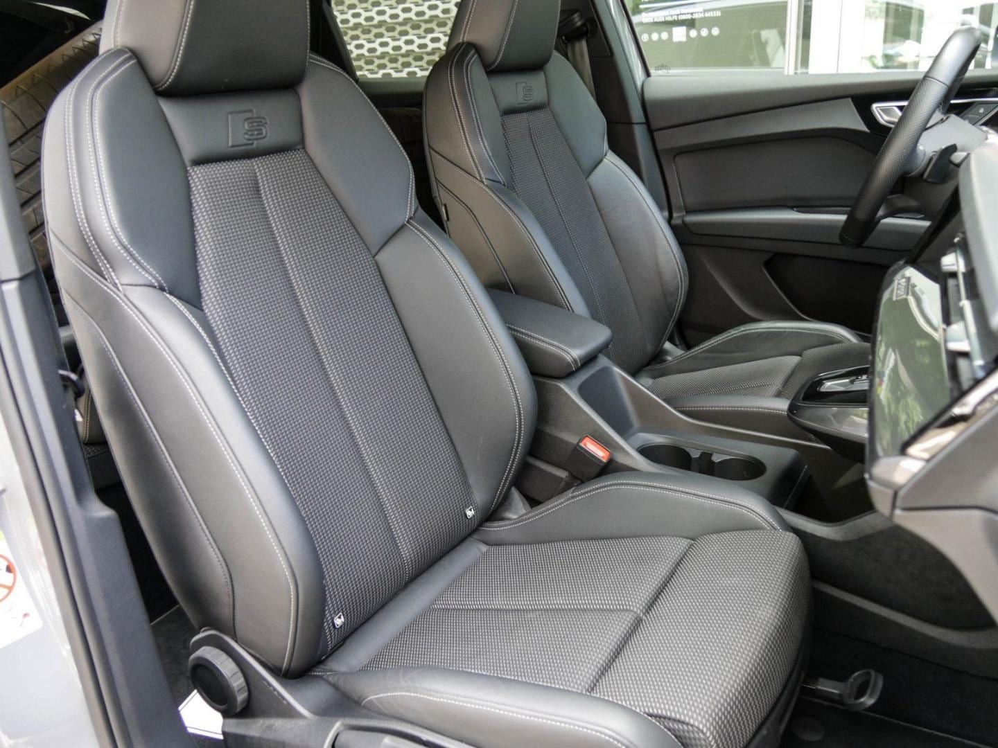 Image about Audi Q4 e-tron 35 e-tron