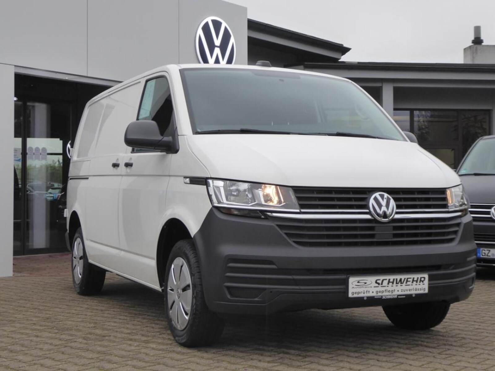 Volkswagen T6.1 Transporter Kasten kurzer Radstand – Bild 2