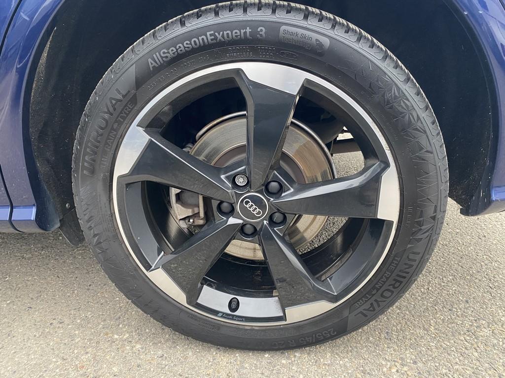 Image about Audi Q5 TFSI e S line 55 TFSI e quattro 270 kW (367 ch) S tronic