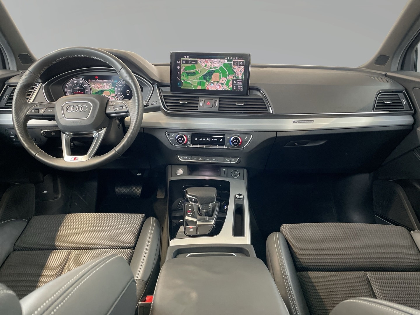 Bild über Audi Q5 TFSI e advanced 50 TFSI e quattro S tronic - für weitere Informationen kontaktieren Sie den Audi Partner