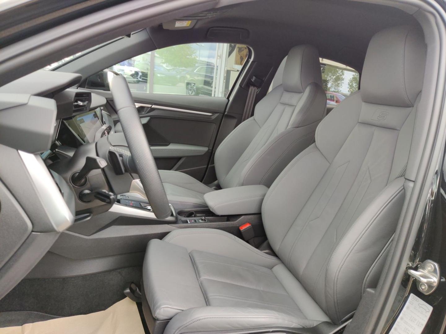 Image about Audi S3 Limousine TFSI quattro S tronic