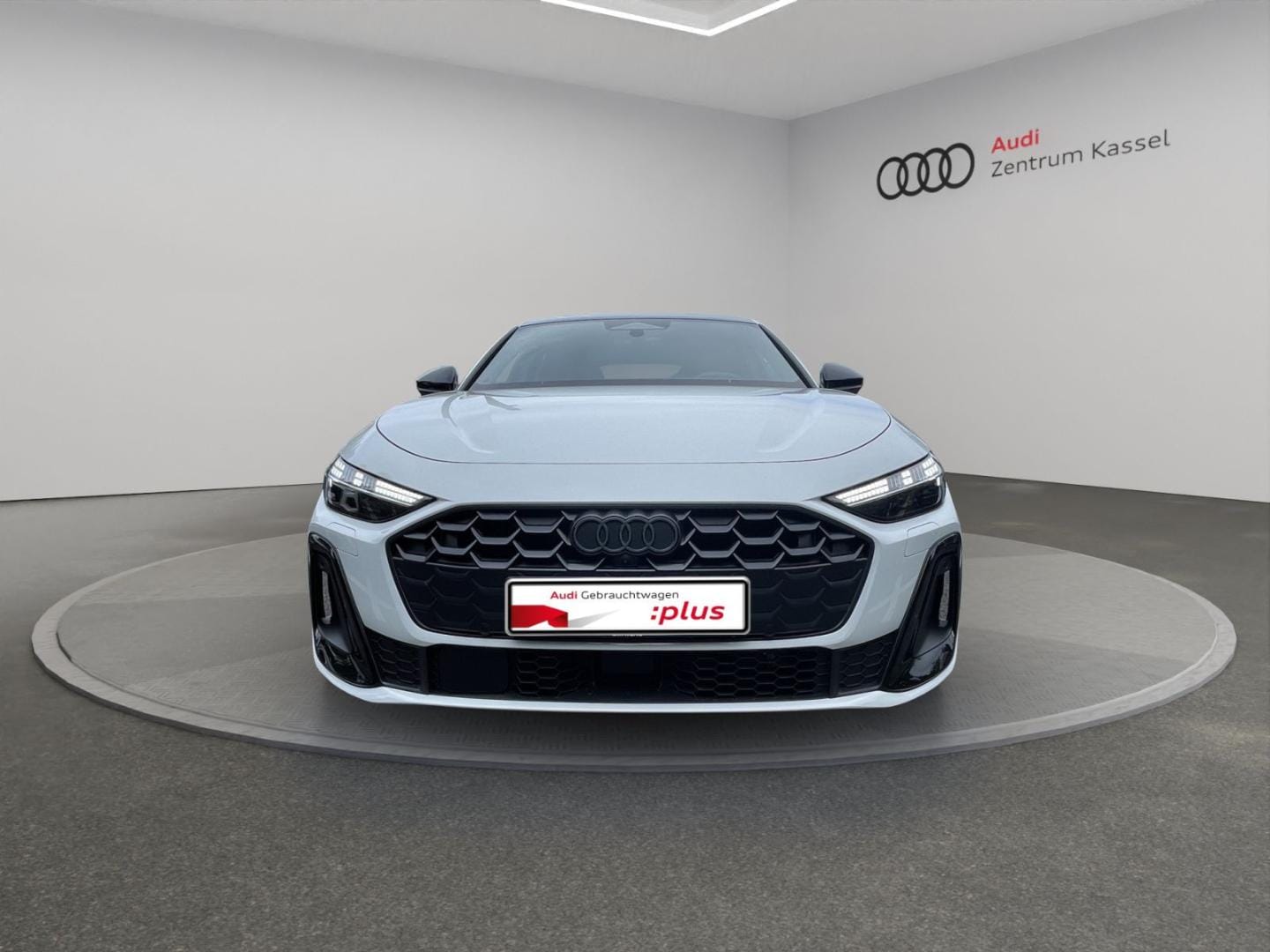 Bild über Audi A5 Limousine e-hybrid e-hybrid quattro 220 kW S tronic - für weitere Informationen kontaktieren Sie den Audi Partner