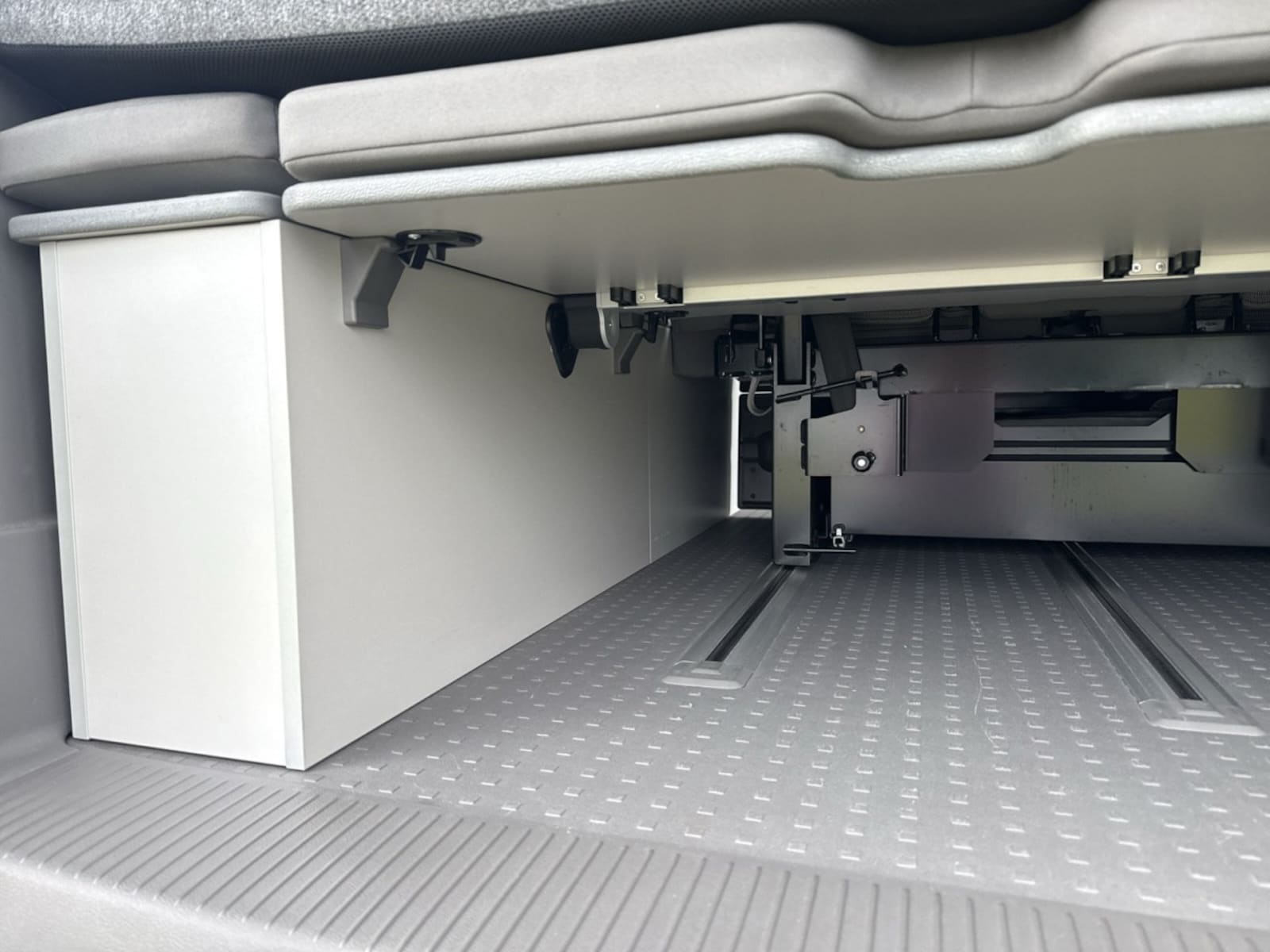 Volkswagen T6.1 California – Bild 14