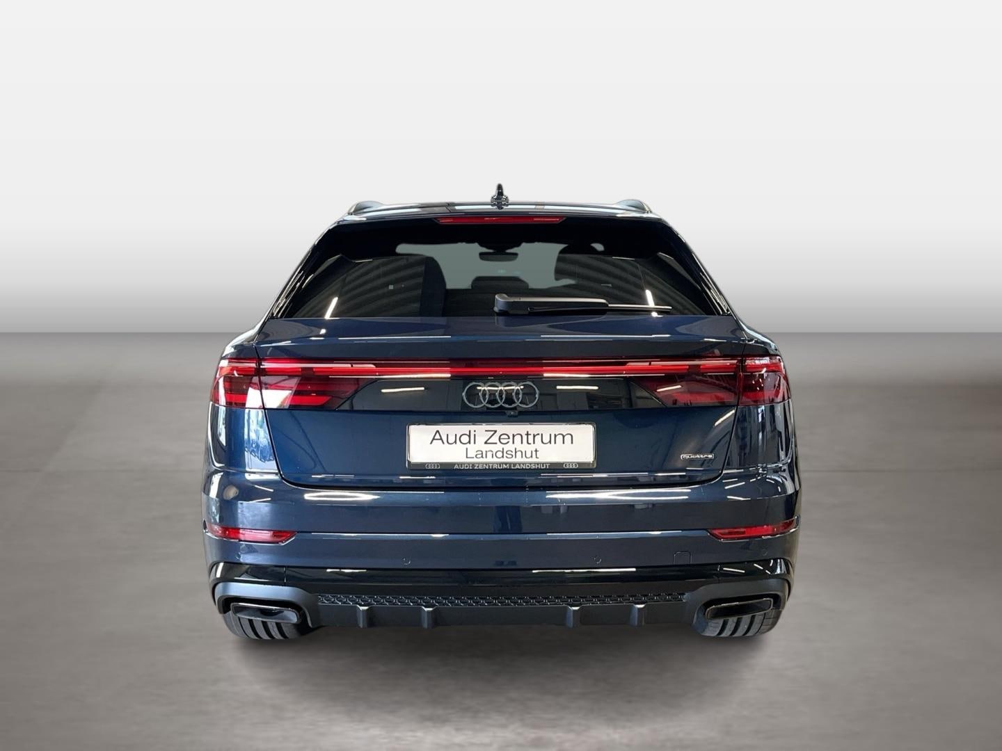 Bild über Audi Q8 SUV TFSI e S line business TFSI e quattro 290 kW tiptronic - für weitere Informationen kontaktieren Sie den Audi Partner