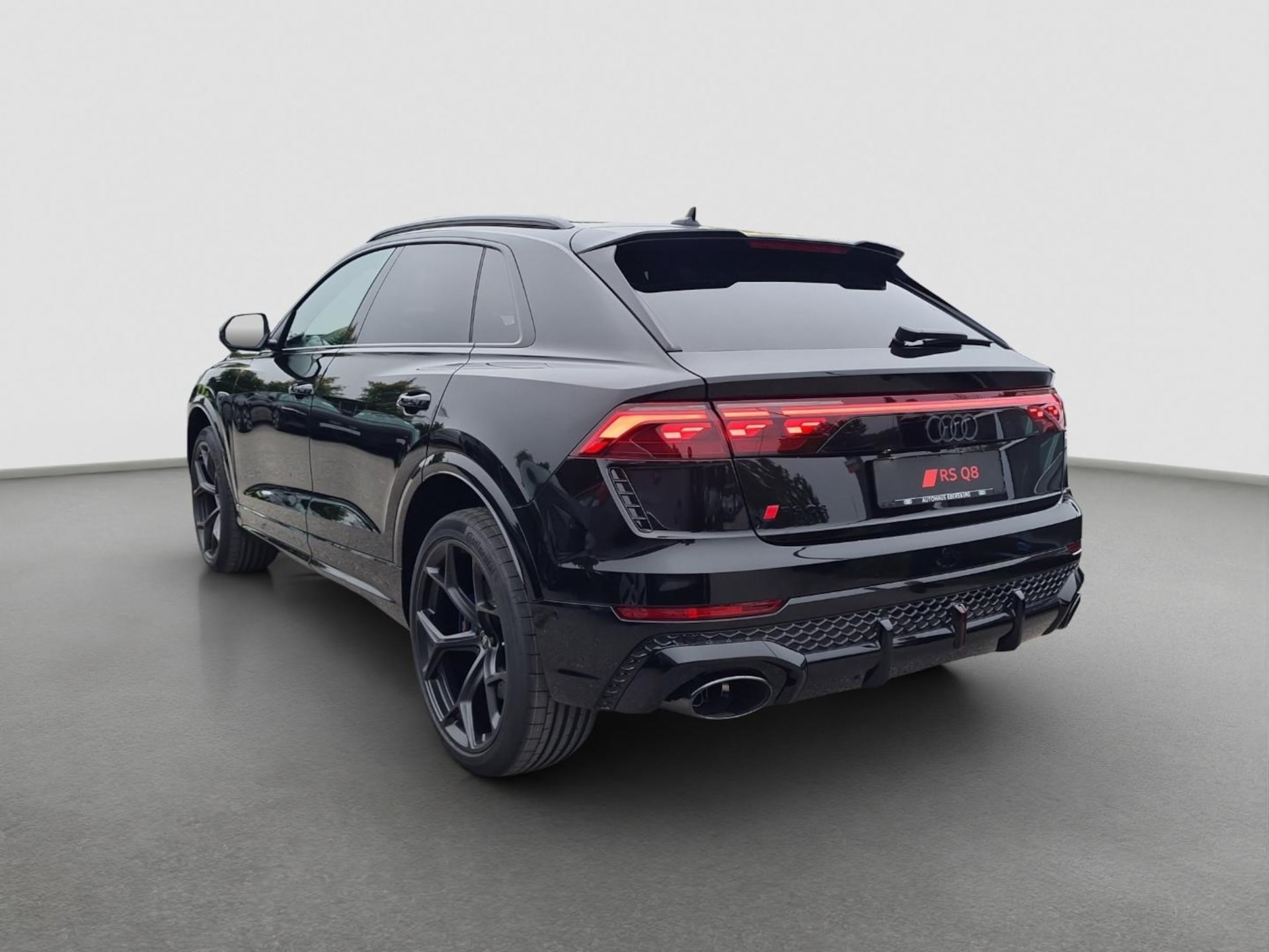 Audi RS Q8 SUV performance