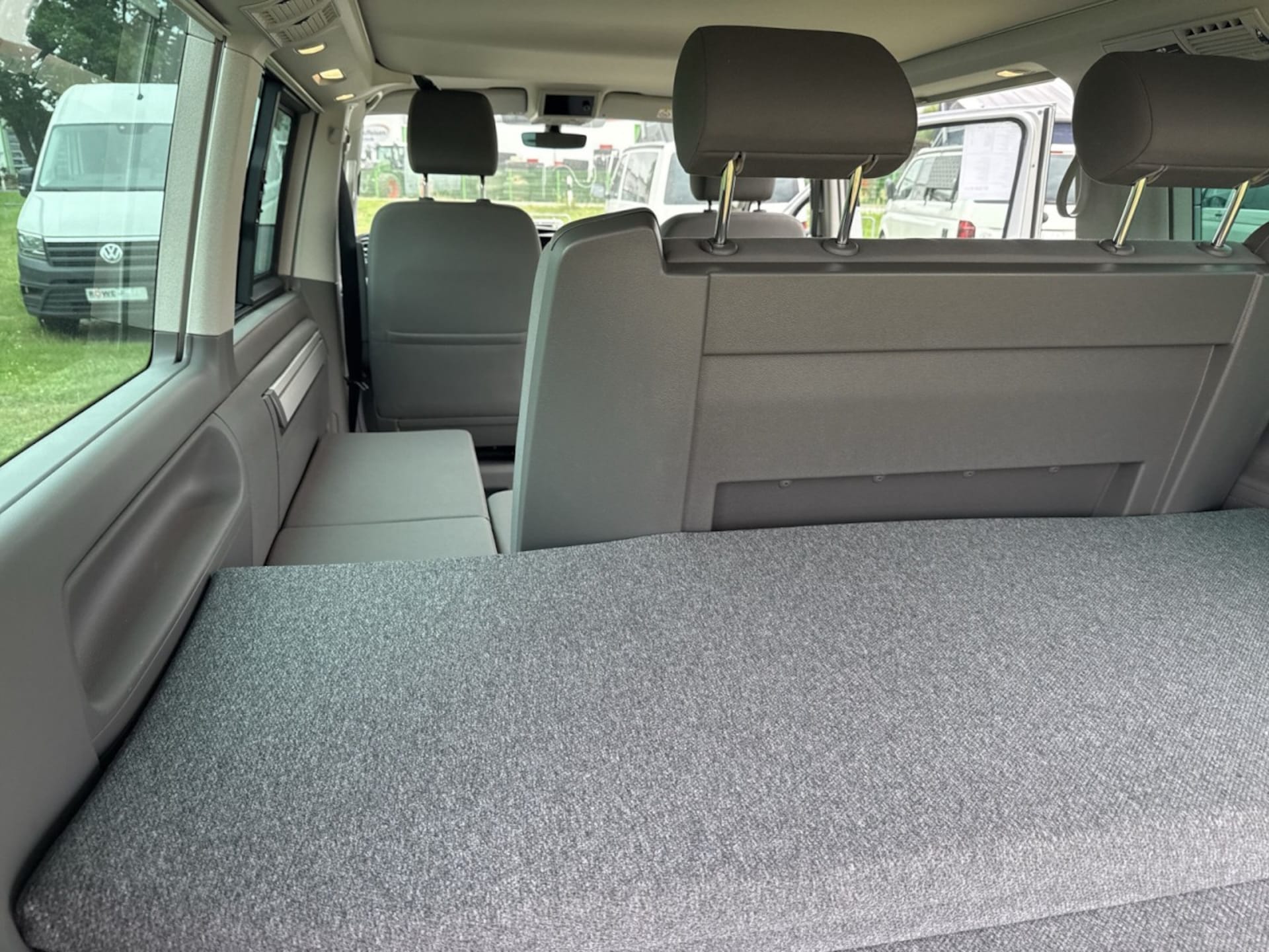 Volkswagen T6.1 California Beach
