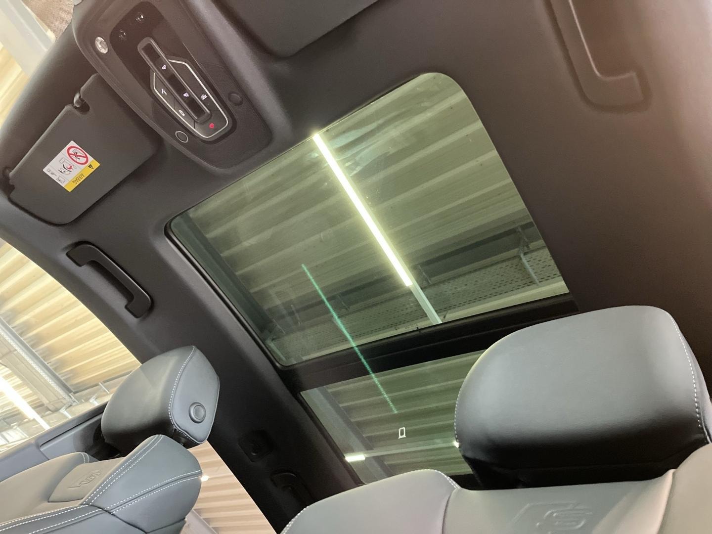 Bild über Audi Q8 SUV TFSI e S line business TFSI e quattro 290 kW tiptronic - für weitere Informationen kontaktieren Sie den Audi Partner