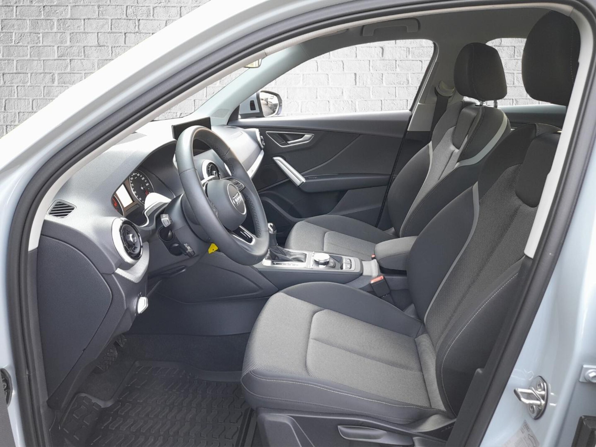 Audi Q2 S line
