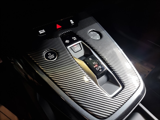 Audi e-tron 45 Premium 210, 00 kW 10