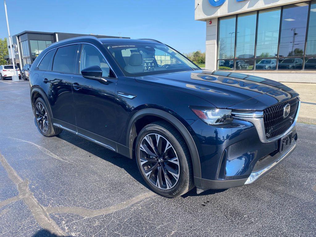 2024 Mazda CX-90 PHEV Premium Package's photo