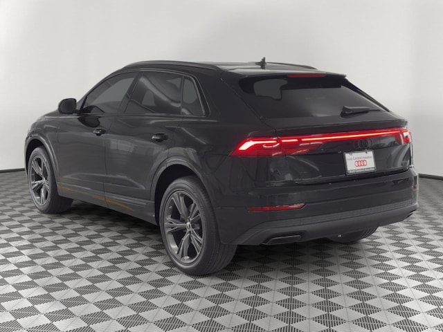 2026 Audi Q8