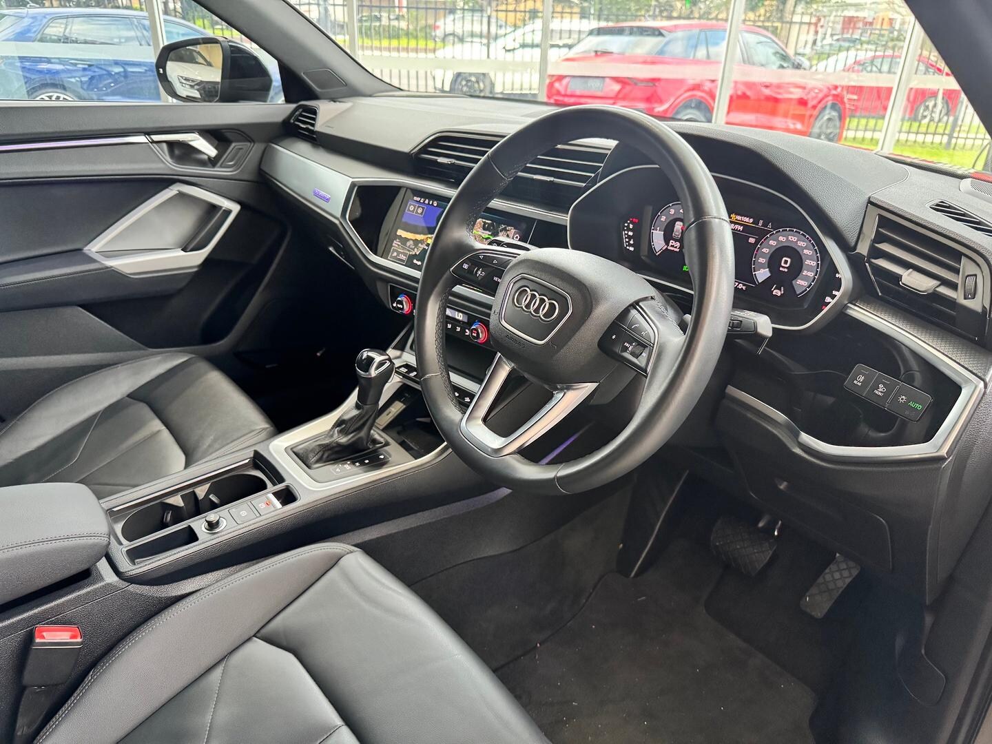Image about Audi Q3 40 TFSI quattro S tronic
