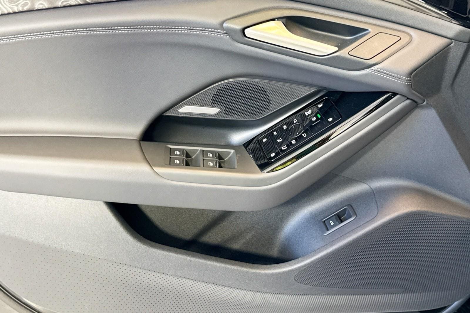 2025 Audi A6 Sportback e-tron Premium Plus - Photo 15