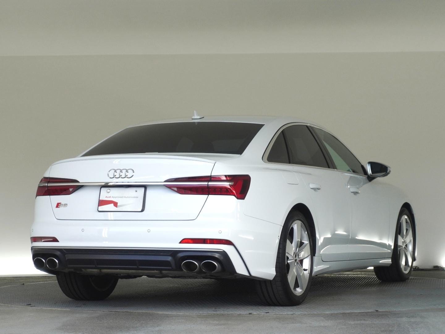 Audi S6 Sedan S6 TFSI 331(450) kW(PS) tiptronic for more details contact your dealer