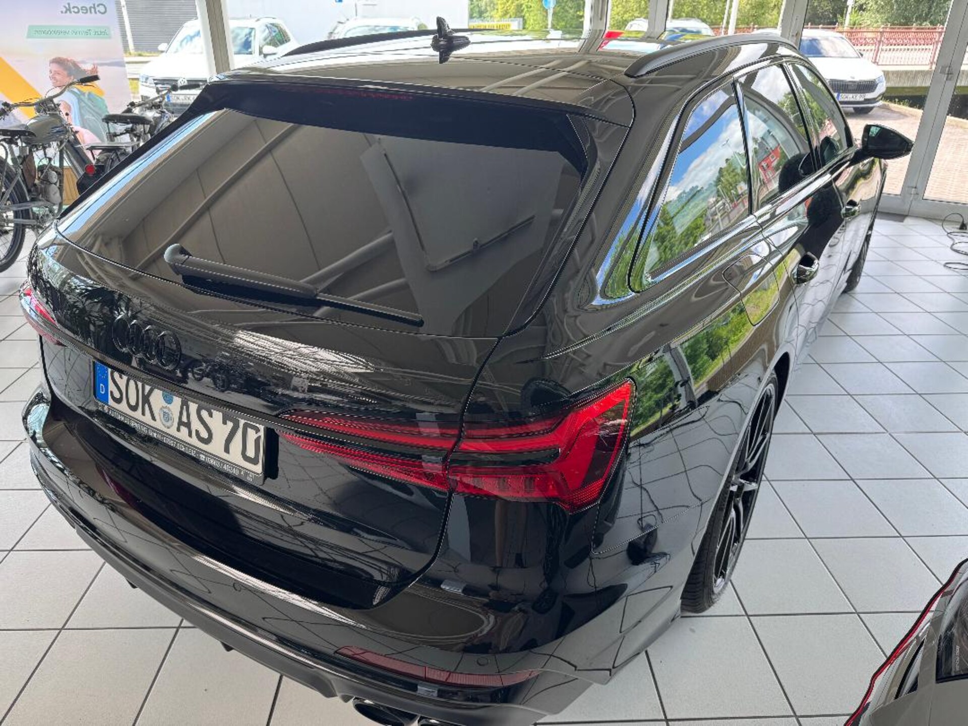 Audi S6 Avant