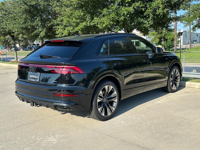 2026 Audi Q8