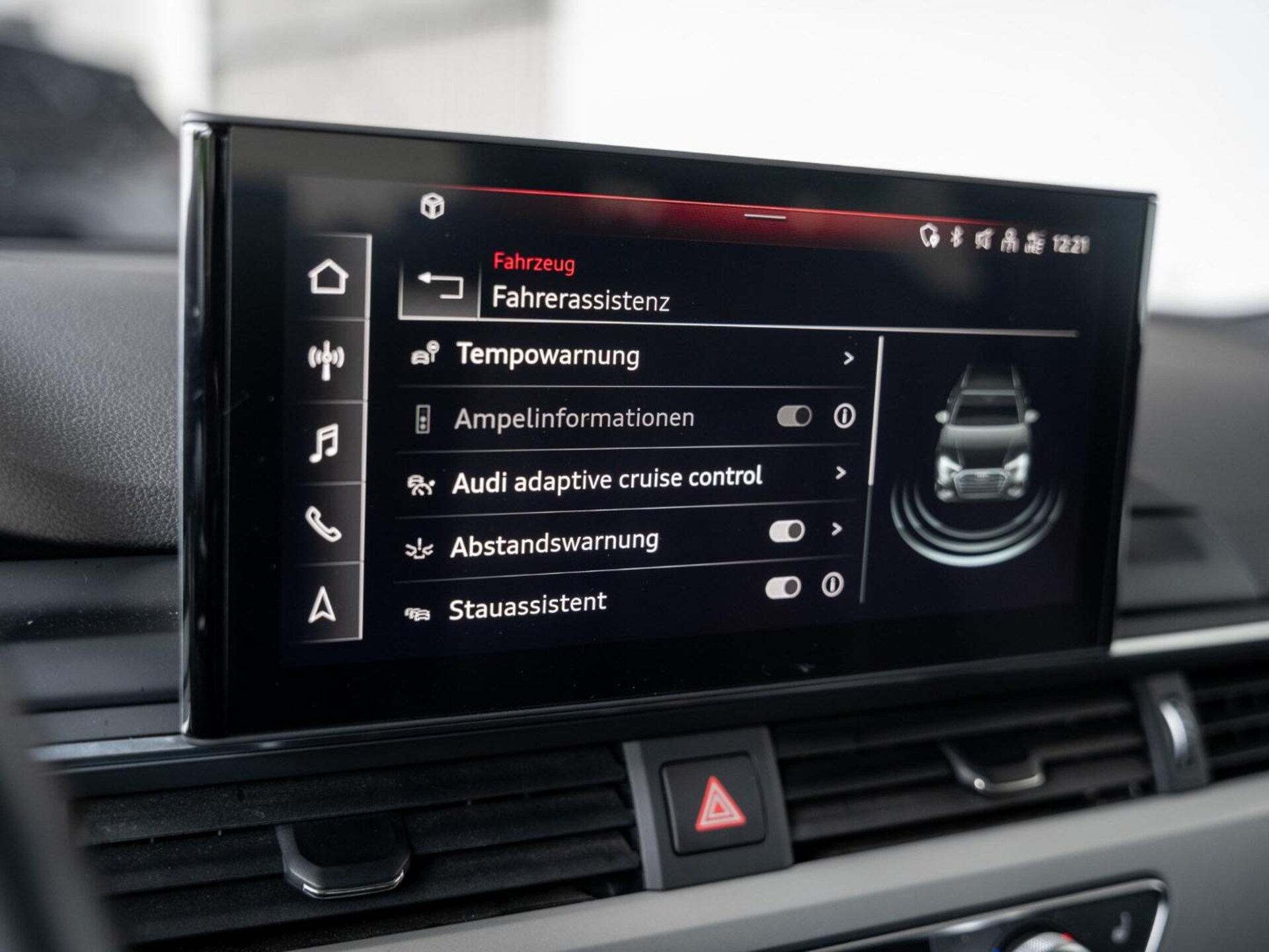 Audi A4 Avant S line