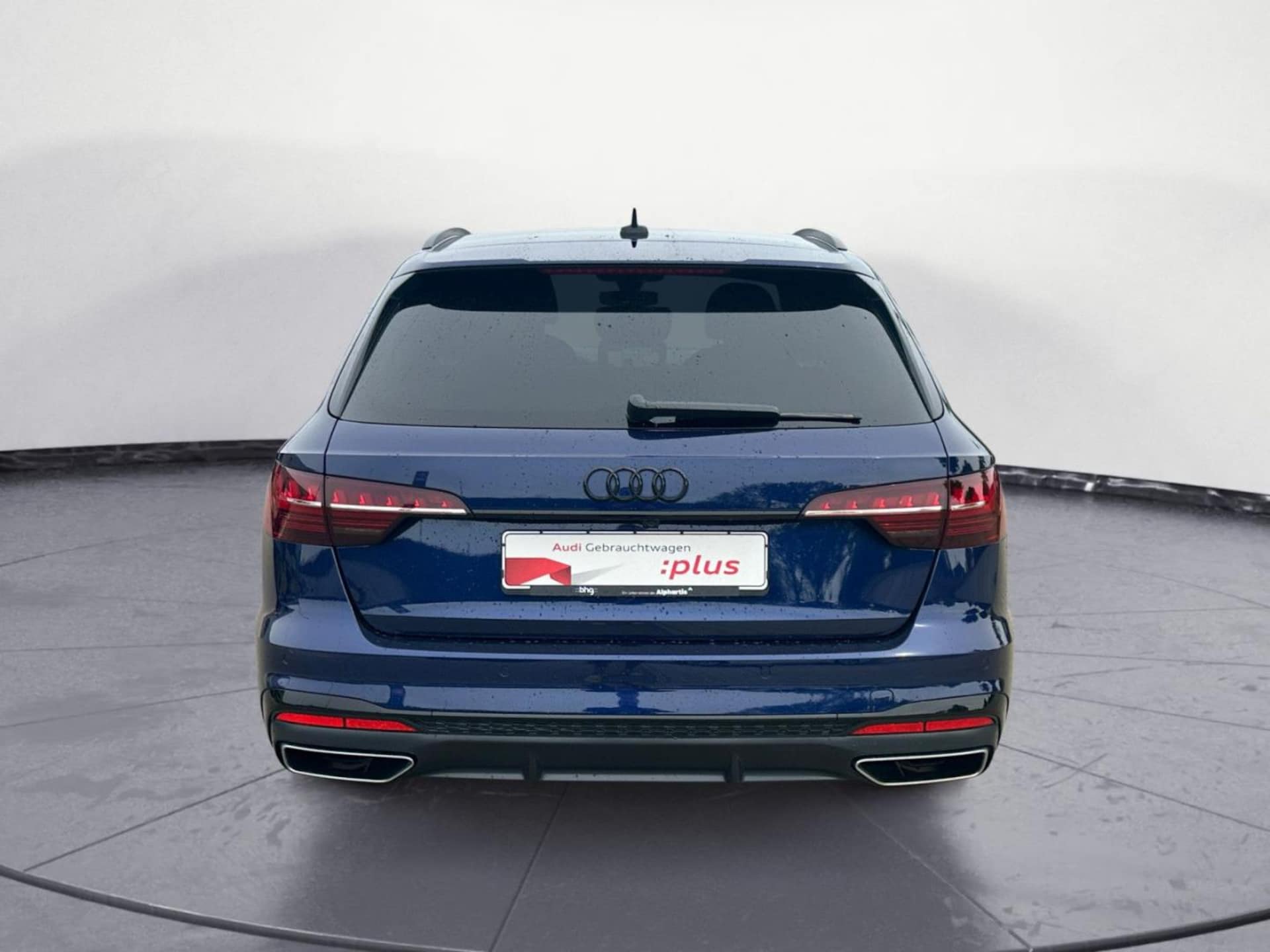 Audi A4 Avant S line