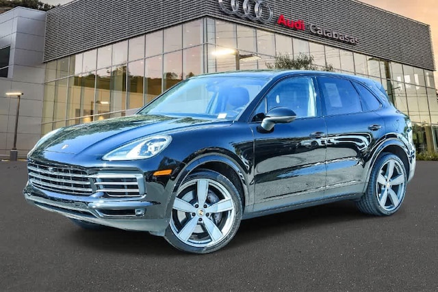 2023 Porsche Cayenne Base