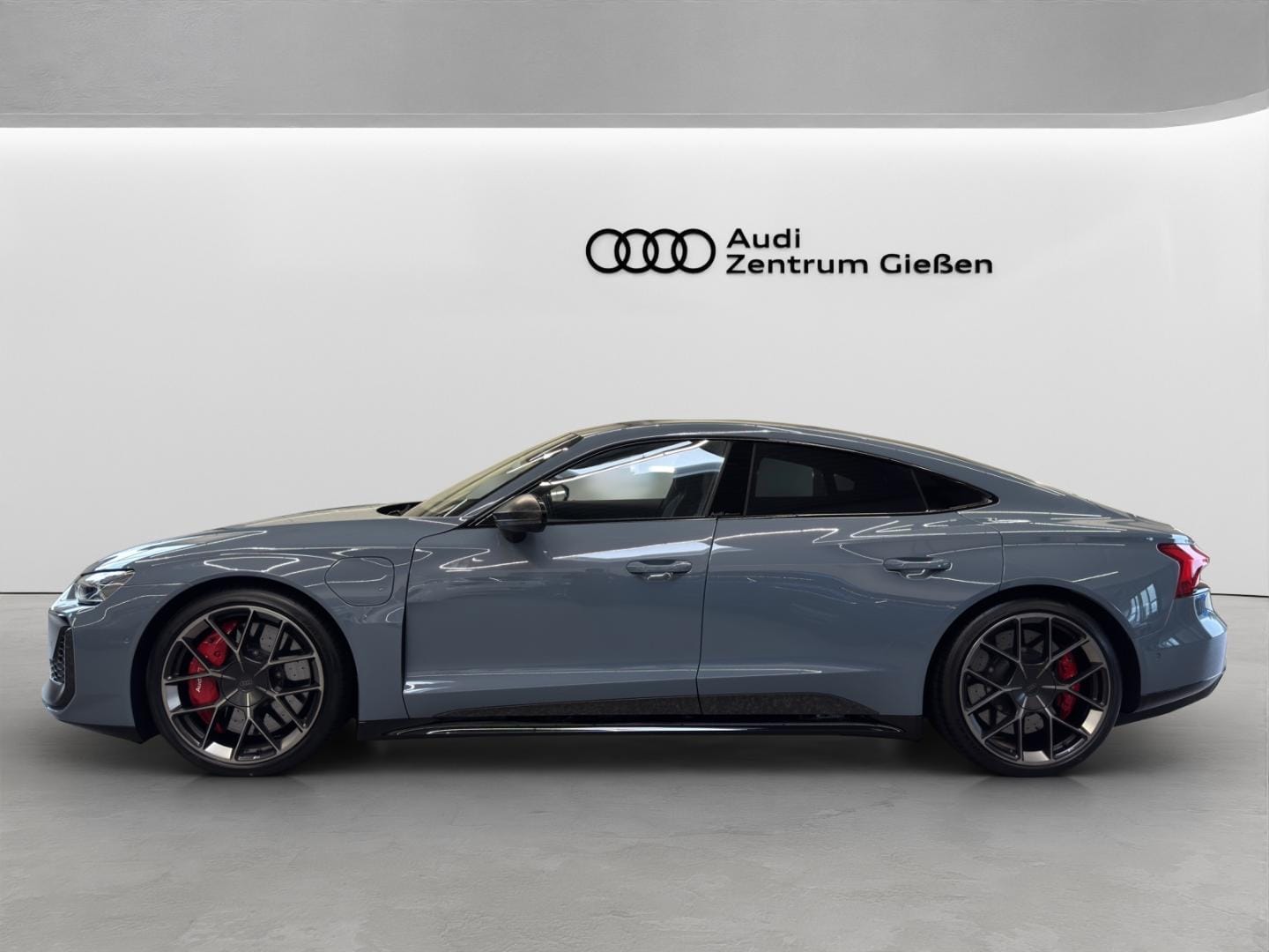 Bild über Audi RS e-tron GT performance e-tron quattro - für weitere Informationen kontaktieren Sie den Audi Partner