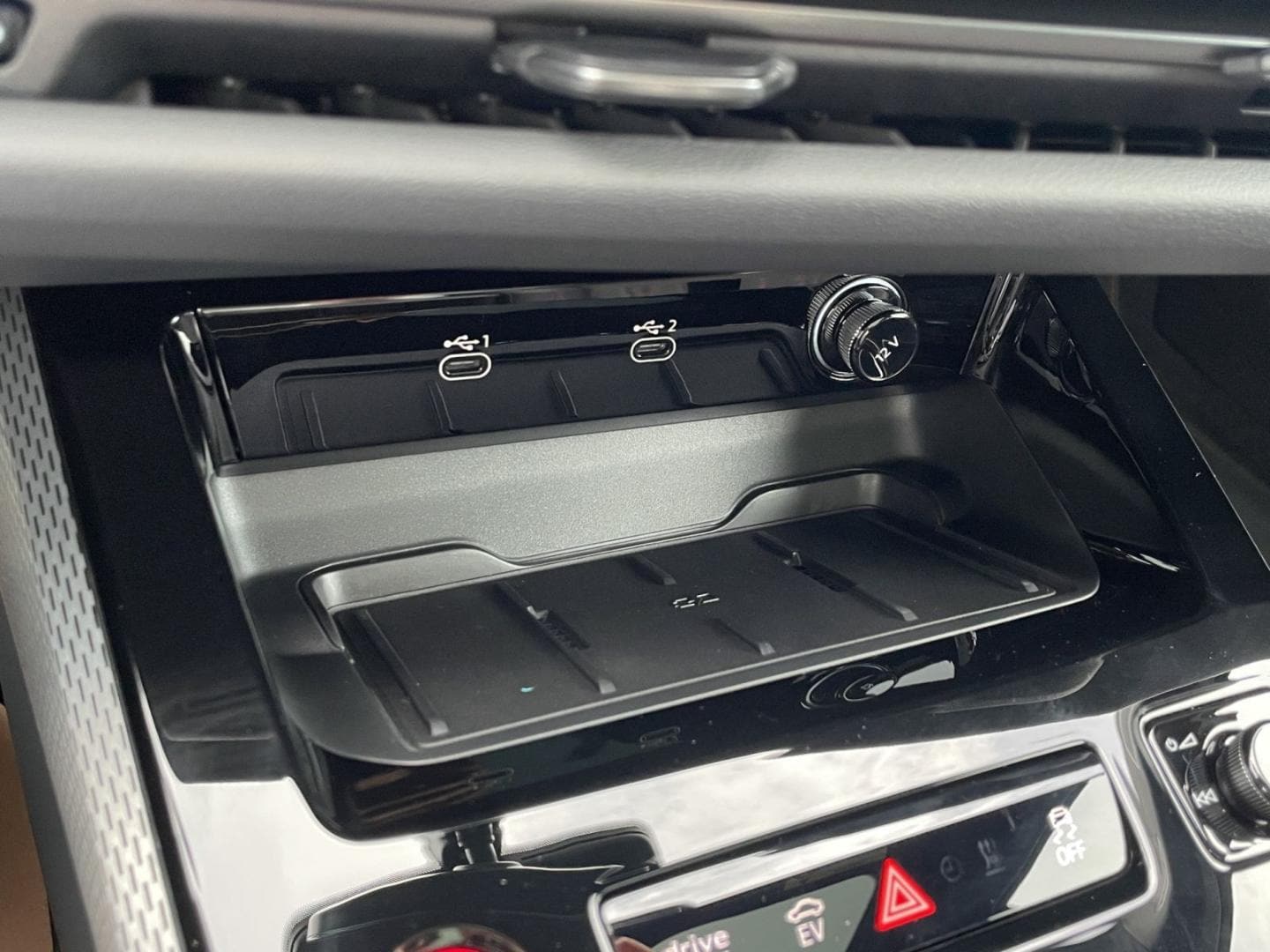 Bild über Audi A5 Limousine e-hybrid e-hybrid quattro 220 kW S tronic - für weitere Informationen kontaktieren Sie den Audi Partner